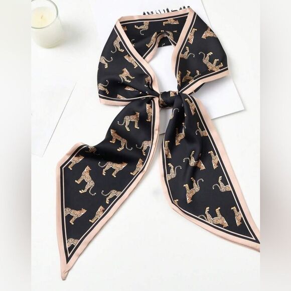 Leopard Print Scarf P15 - Picture 1 of 4